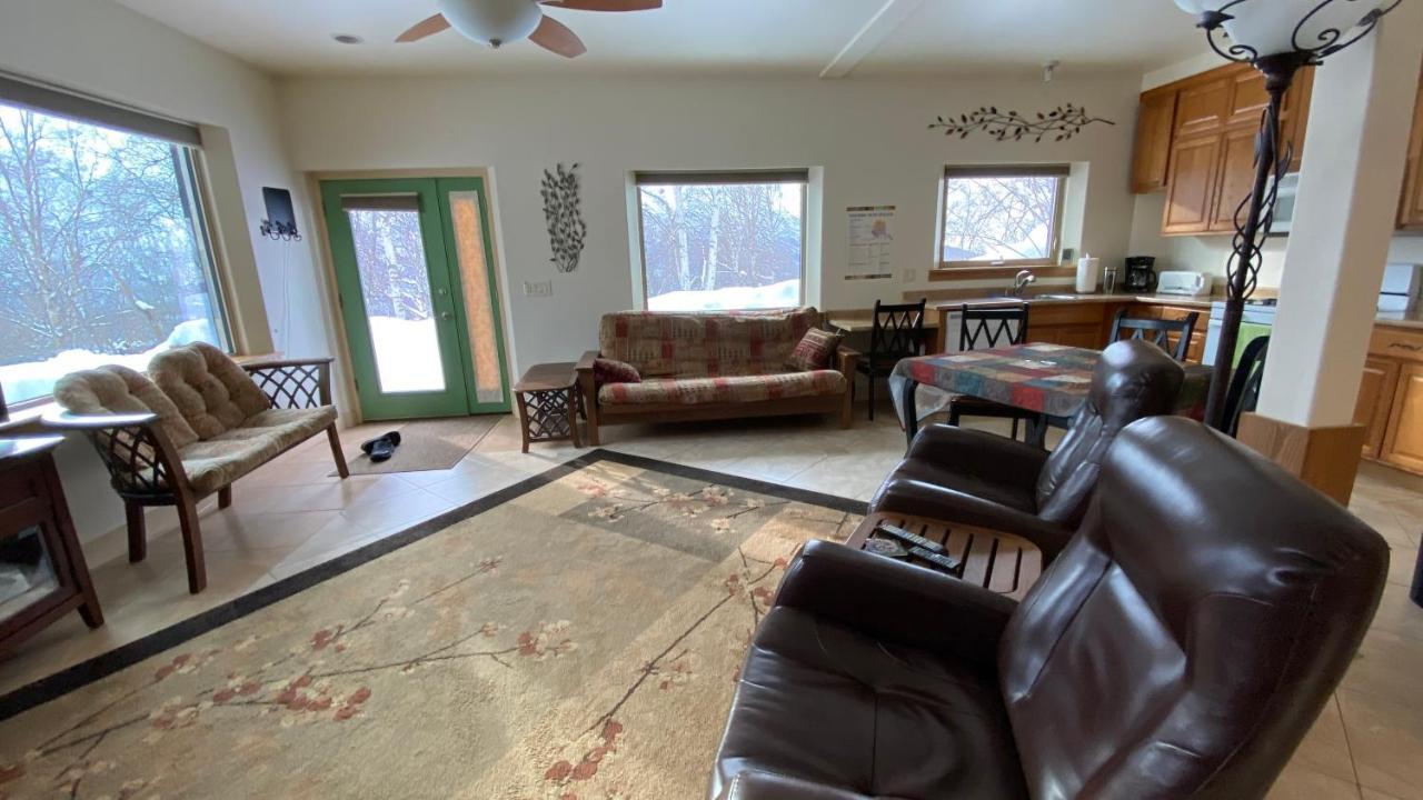 Eagle Peak Guesthouse Eagle River Экстерьер фото