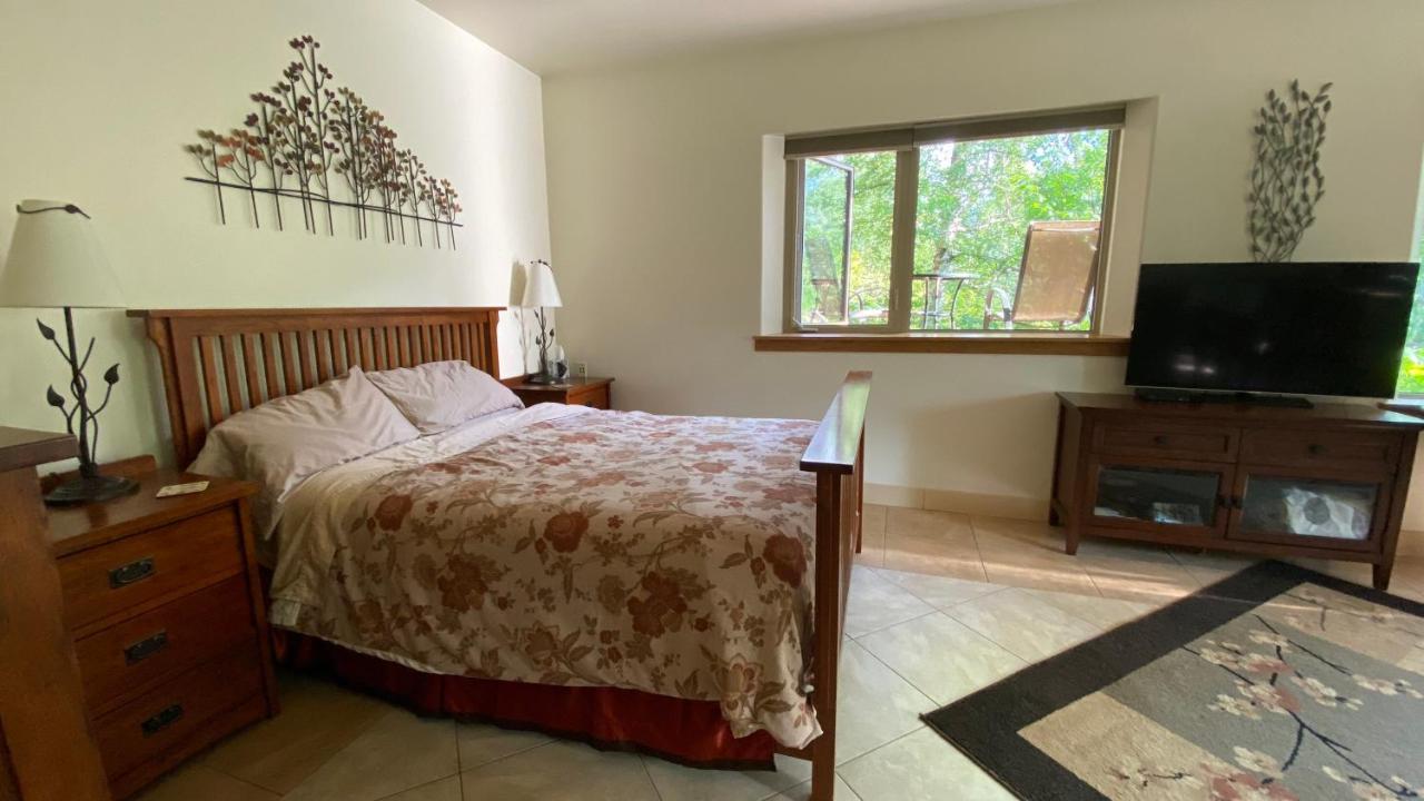 Eagle Peak Guesthouse Eagle River Экстерьер фото
