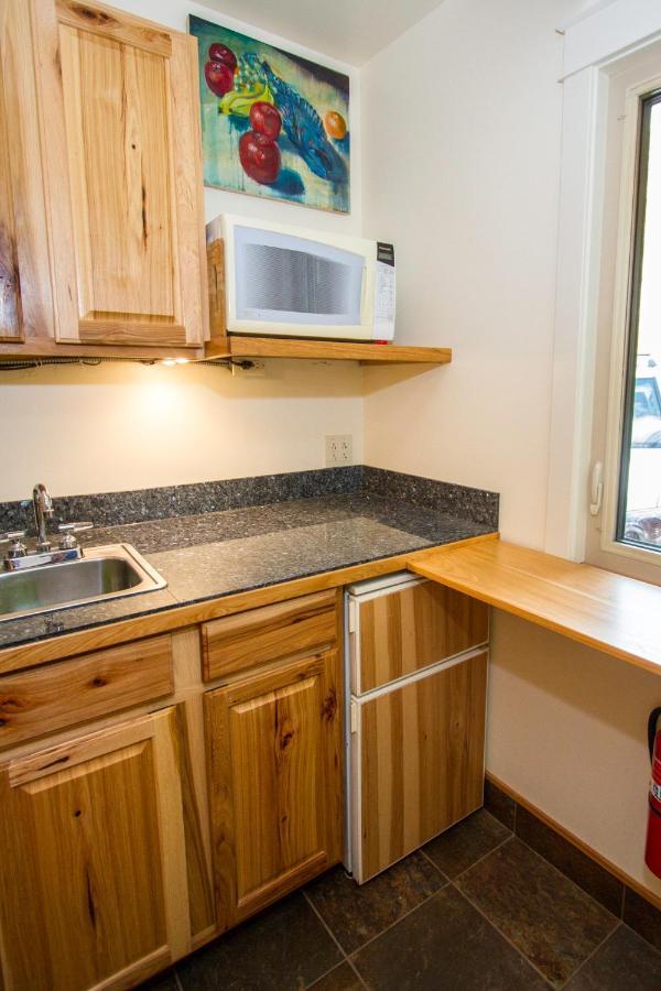 Eagle Peak Guesthouse Eagle River Экстерьер фото