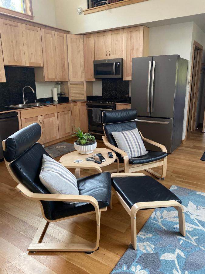 Eagle Peak Guesthouse Eagle River Экстерьер фото